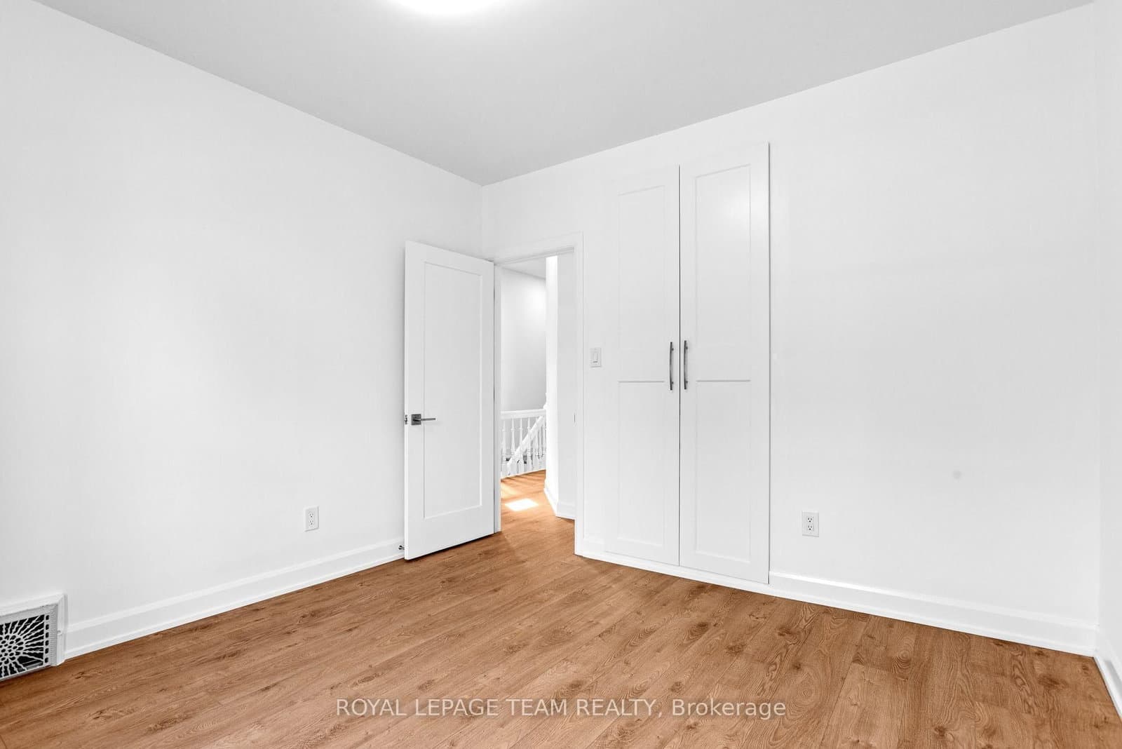 52 Lees Avenue, Unit 2 thumbnail 8