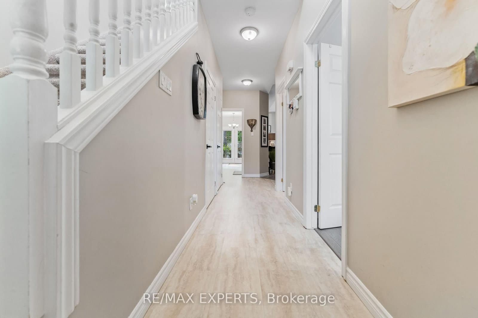 608 Simcoe Street, Unit 19 thumbnail 3