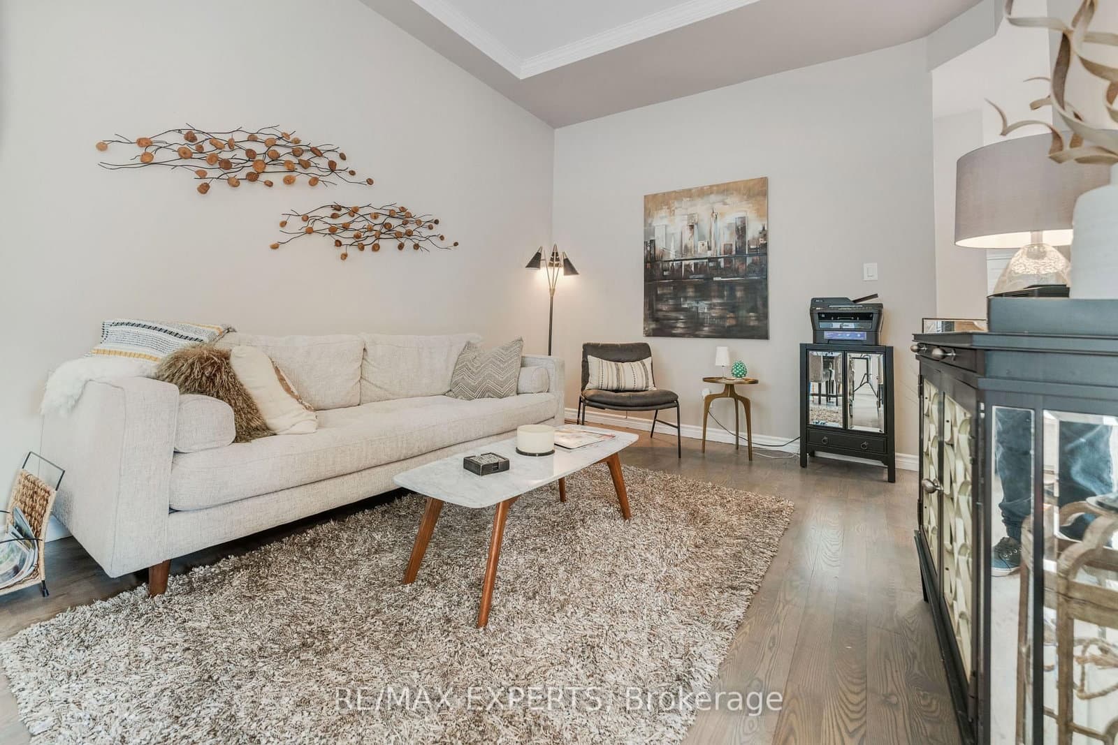 608 Simcoe Street, Unit 19 thumbnail 6