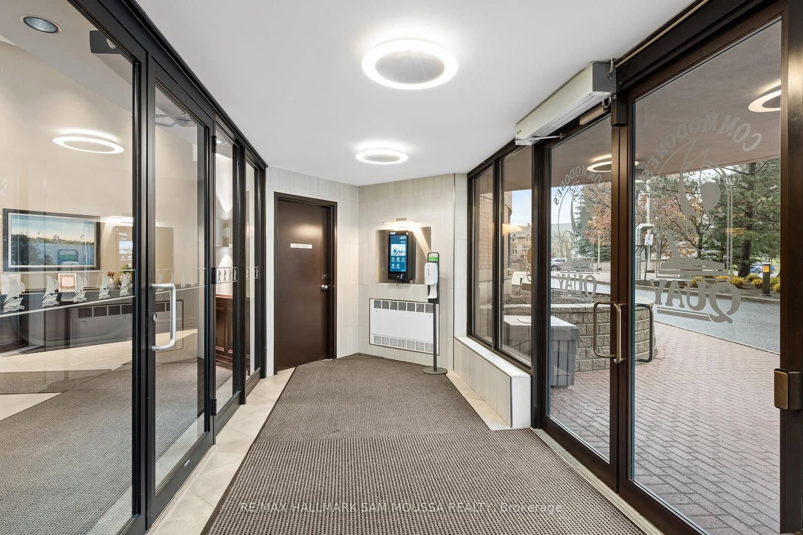 3105 Carling Avenue, Unit 504 thumbnail 4