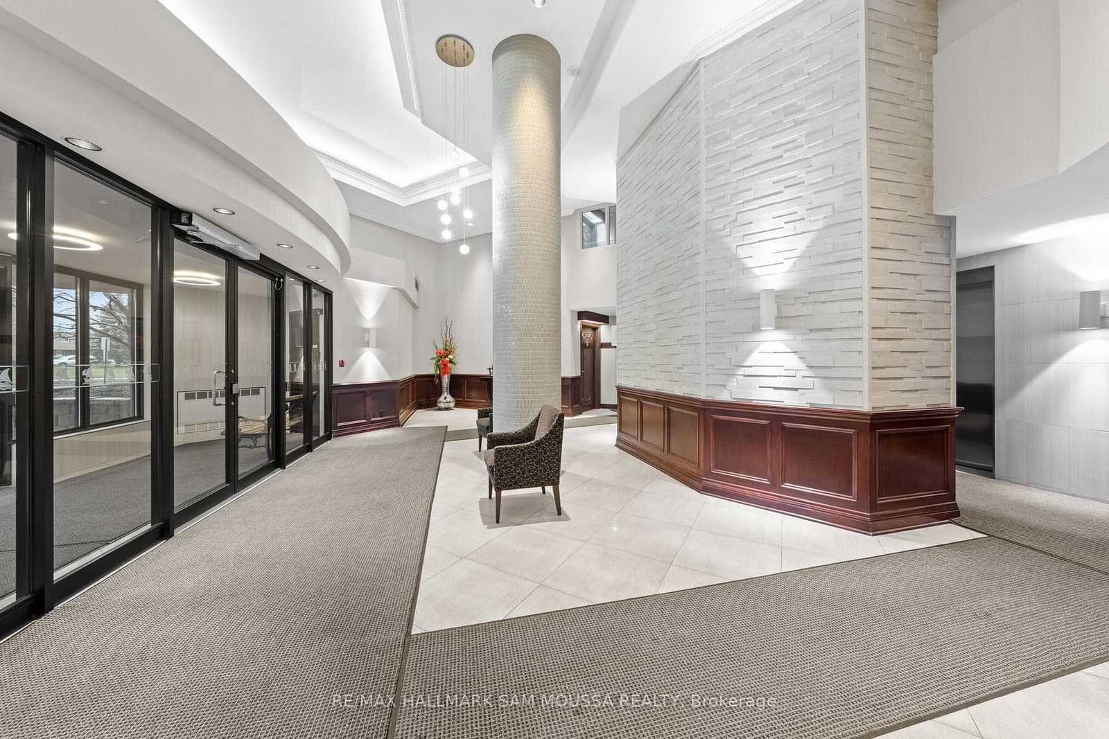 3105 Carling Avenue, Unit 504 thumbnail 5