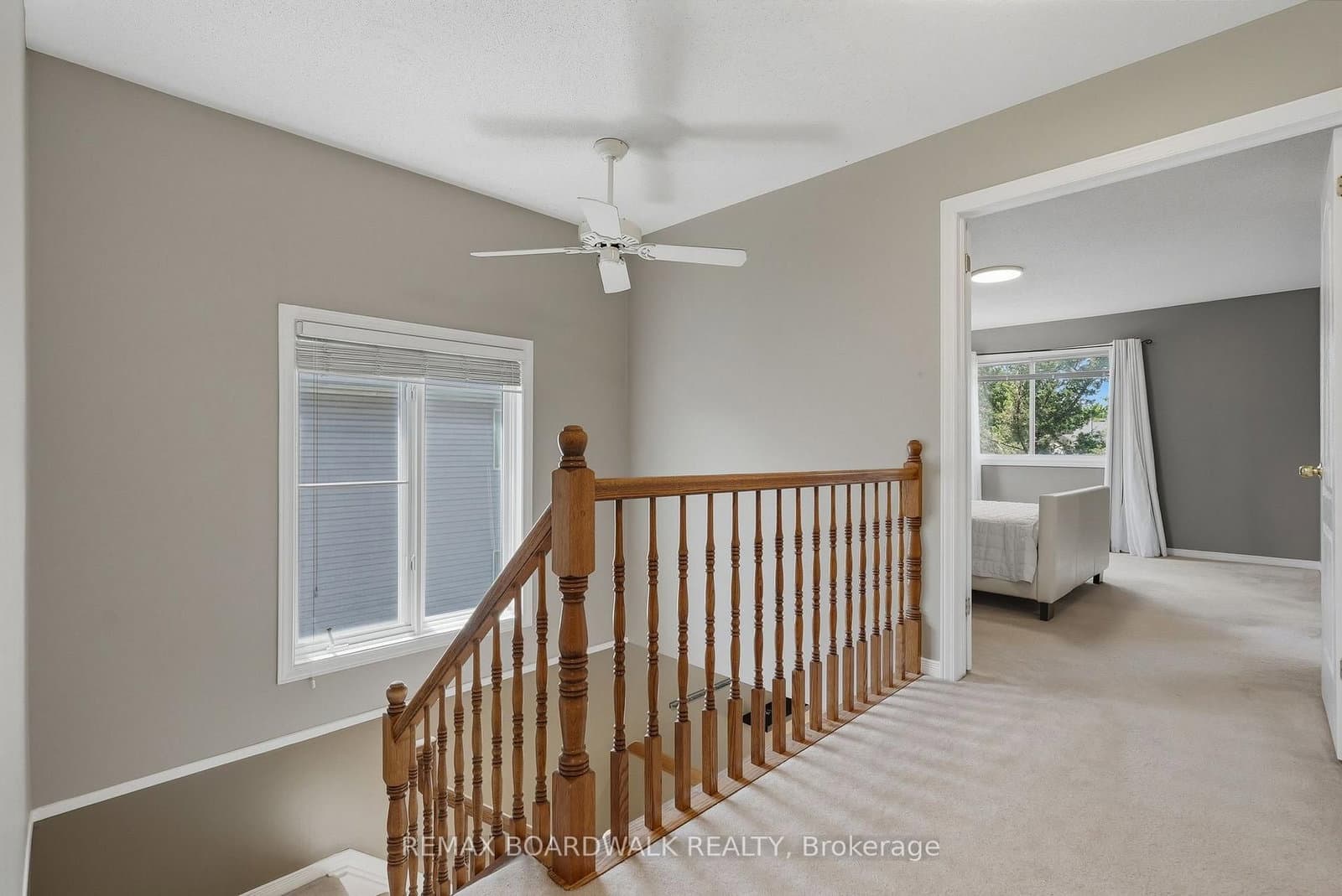 5981 Pineglade Crescent thumbnail 17