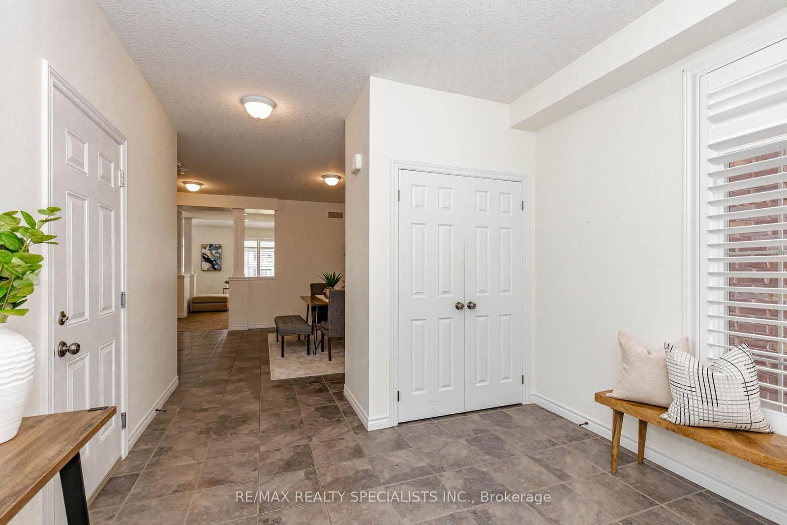 117 Norma Crescent, Unit Main & Upper thumbnail 4