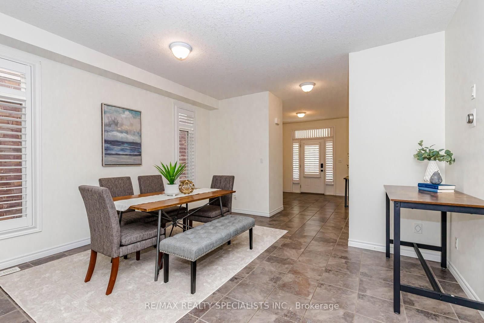 117 Norma Crescent, Unit Main & Upper thumbnail 5