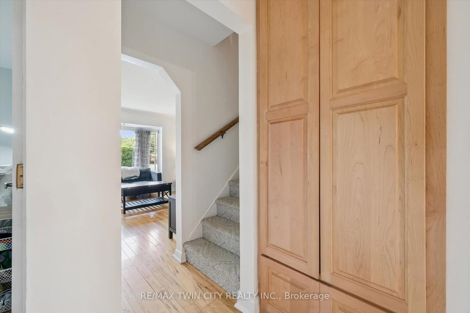 129 Florence Avenue thumbnail 25