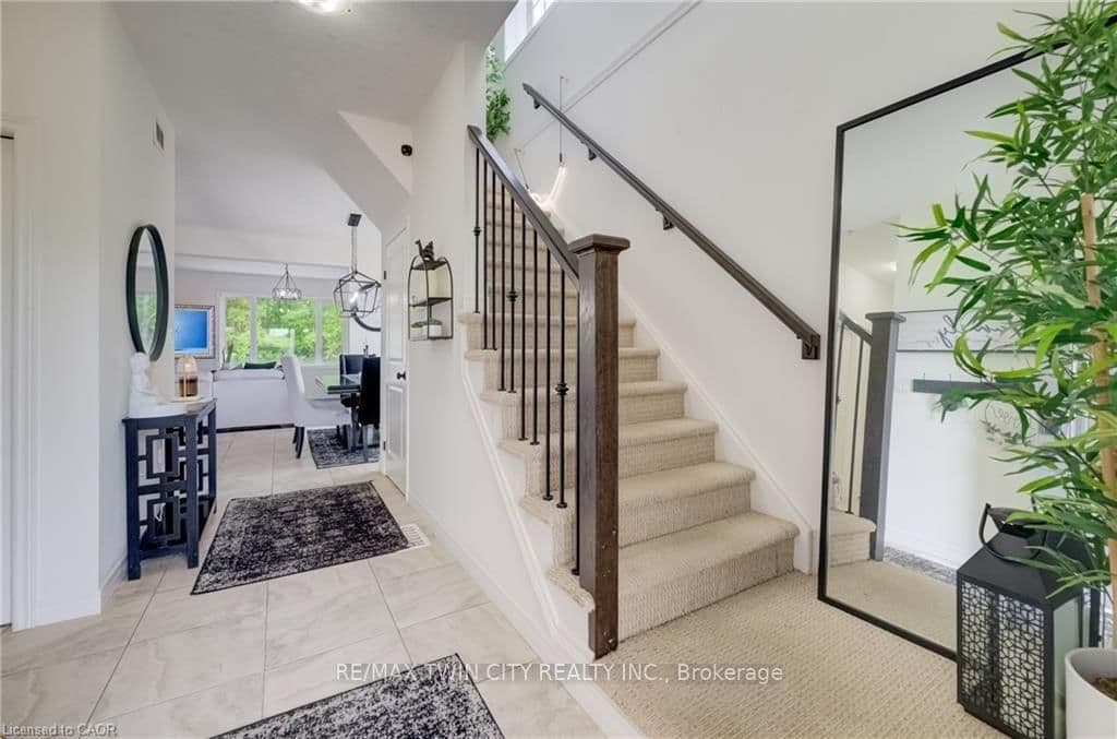 58 MARSHALL Drive thumbnail 4
