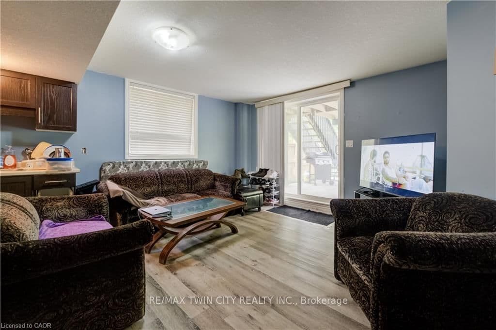 58 MARSHALL Drive thumbnail 40