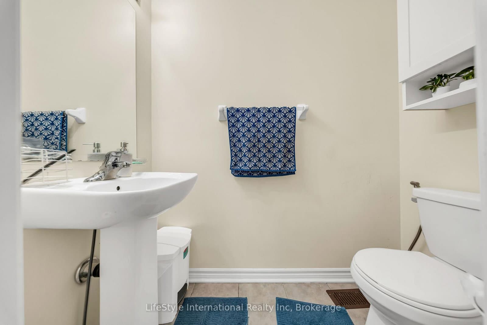 88 Decorso Drive, Unit 87 thumbnail 9