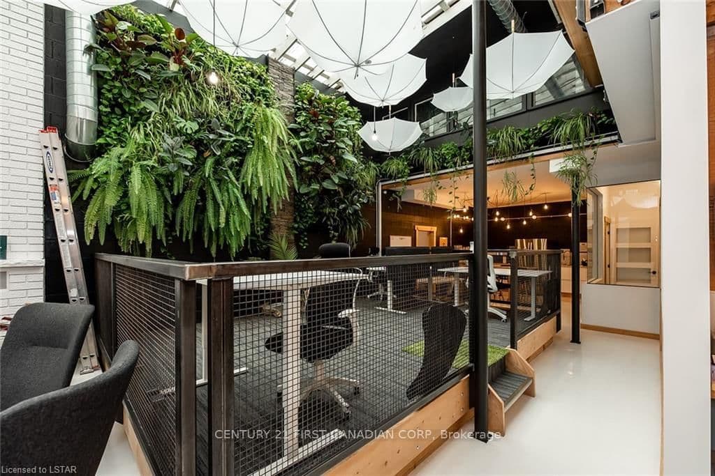 28 Princess Avenue, Unit Atrium thumbnail 5