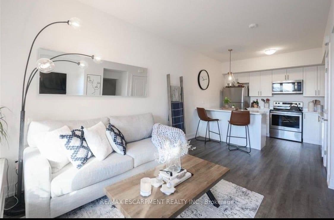 261 SKINNER Road, Unit 14 thumbnail 2