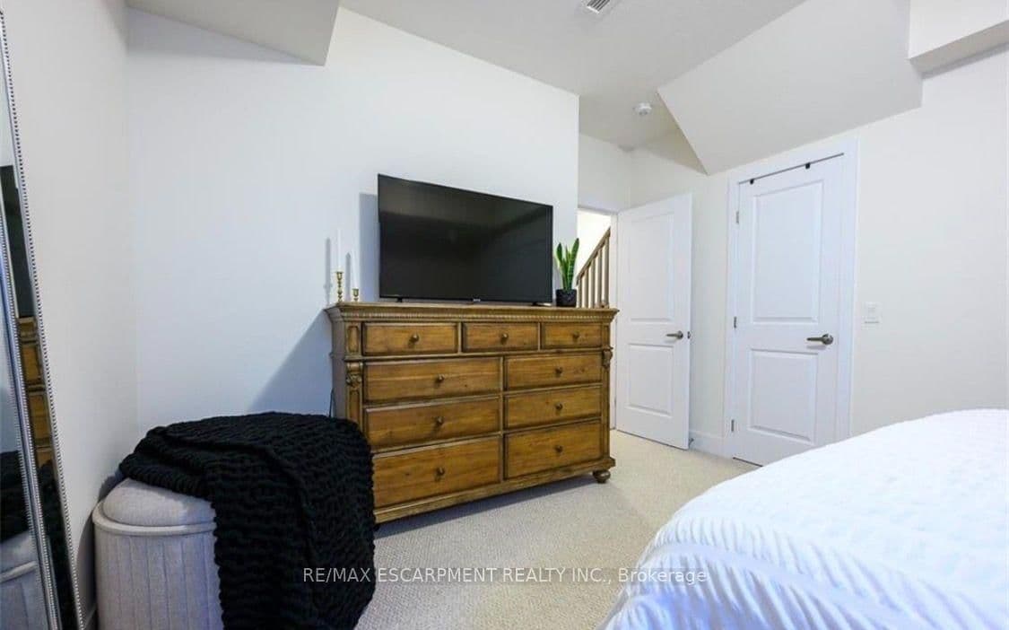 261 SKINNER Road, Unit 14 thumbnail 8