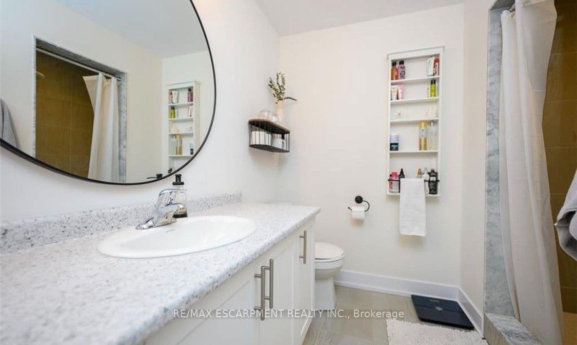 261 SKINNER Road, Unit 14 thumbnail 9