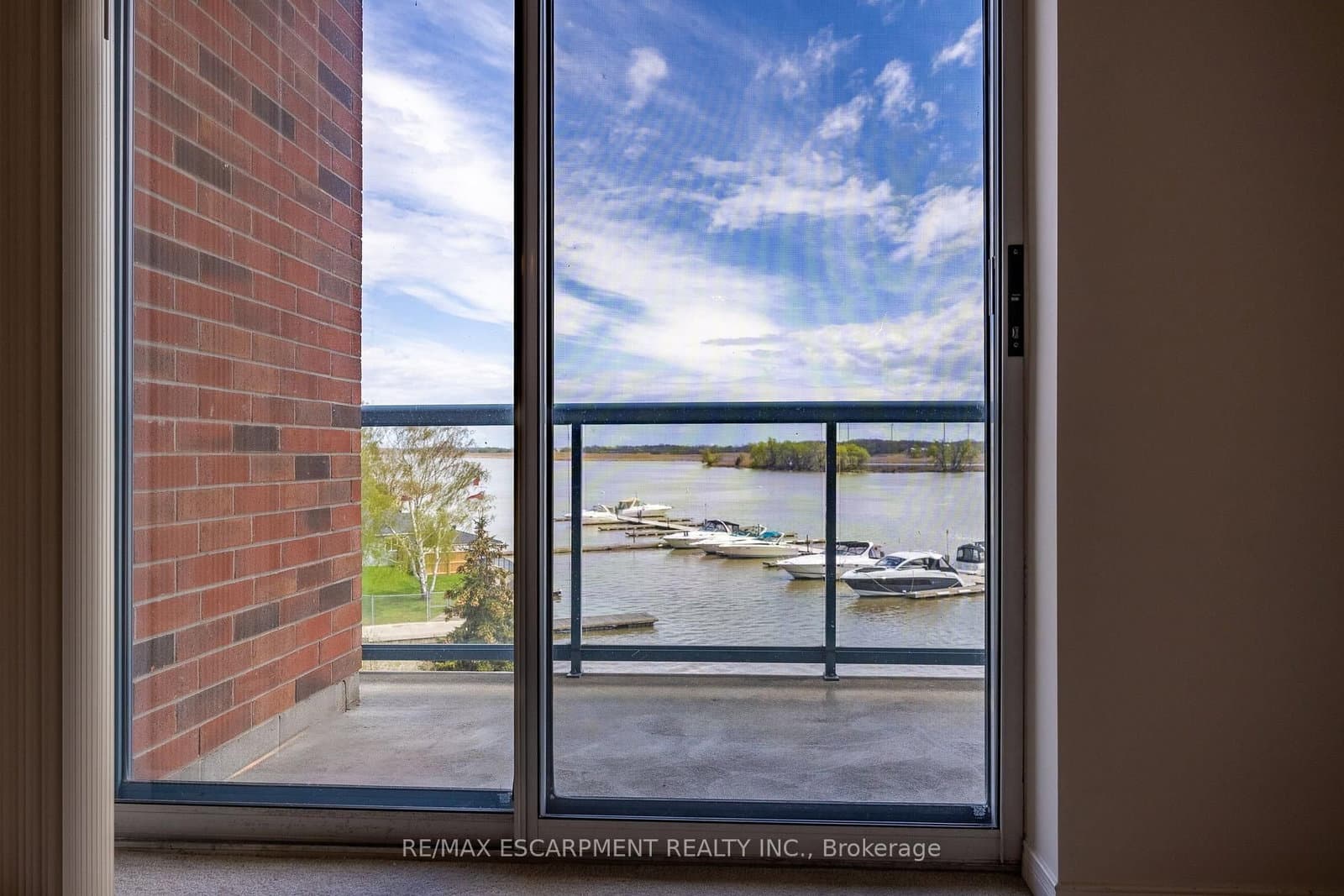 210 Main Street E, Unit 309 thumbnail 13