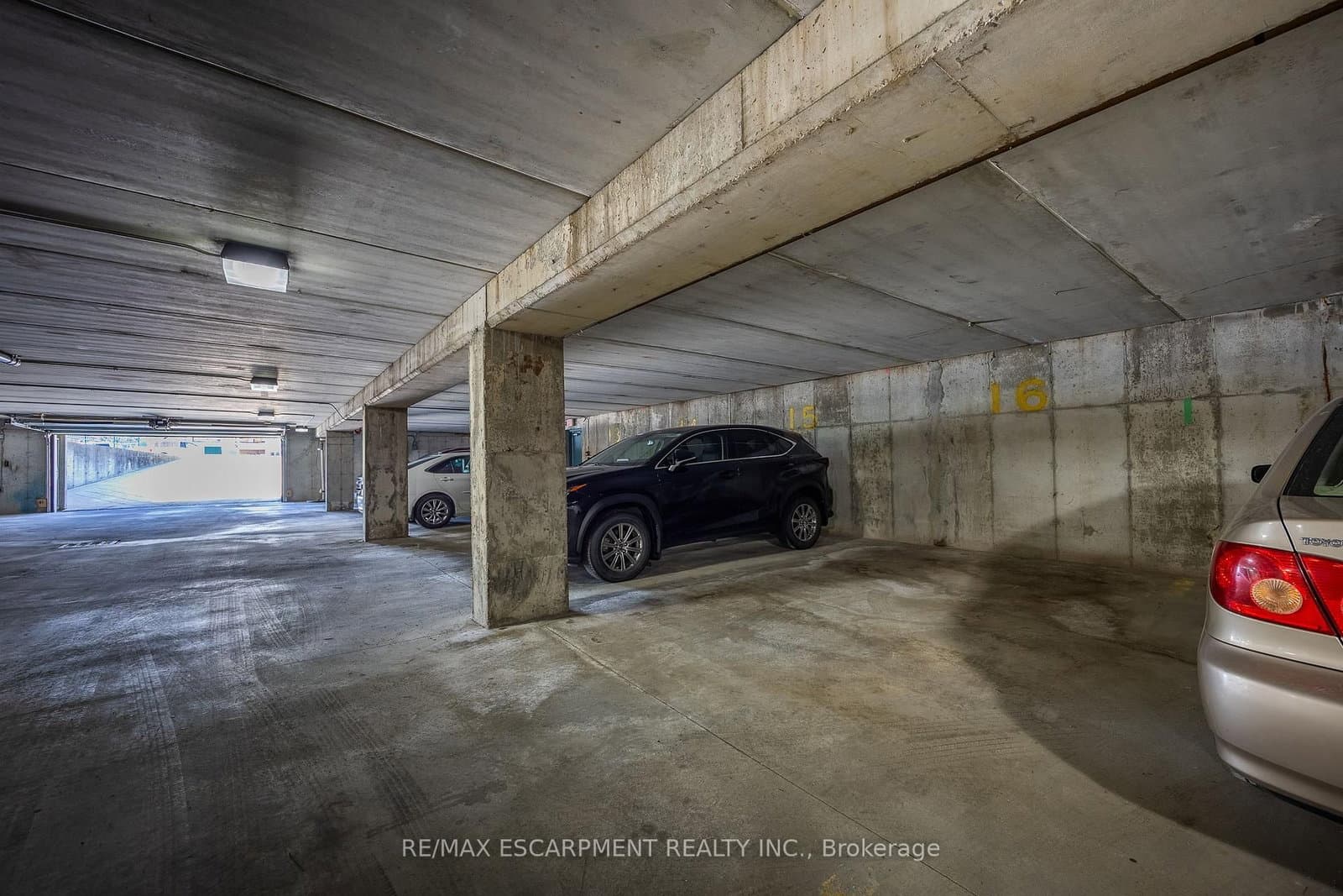 210 Main Street E, Unit 309 thumbnail 23