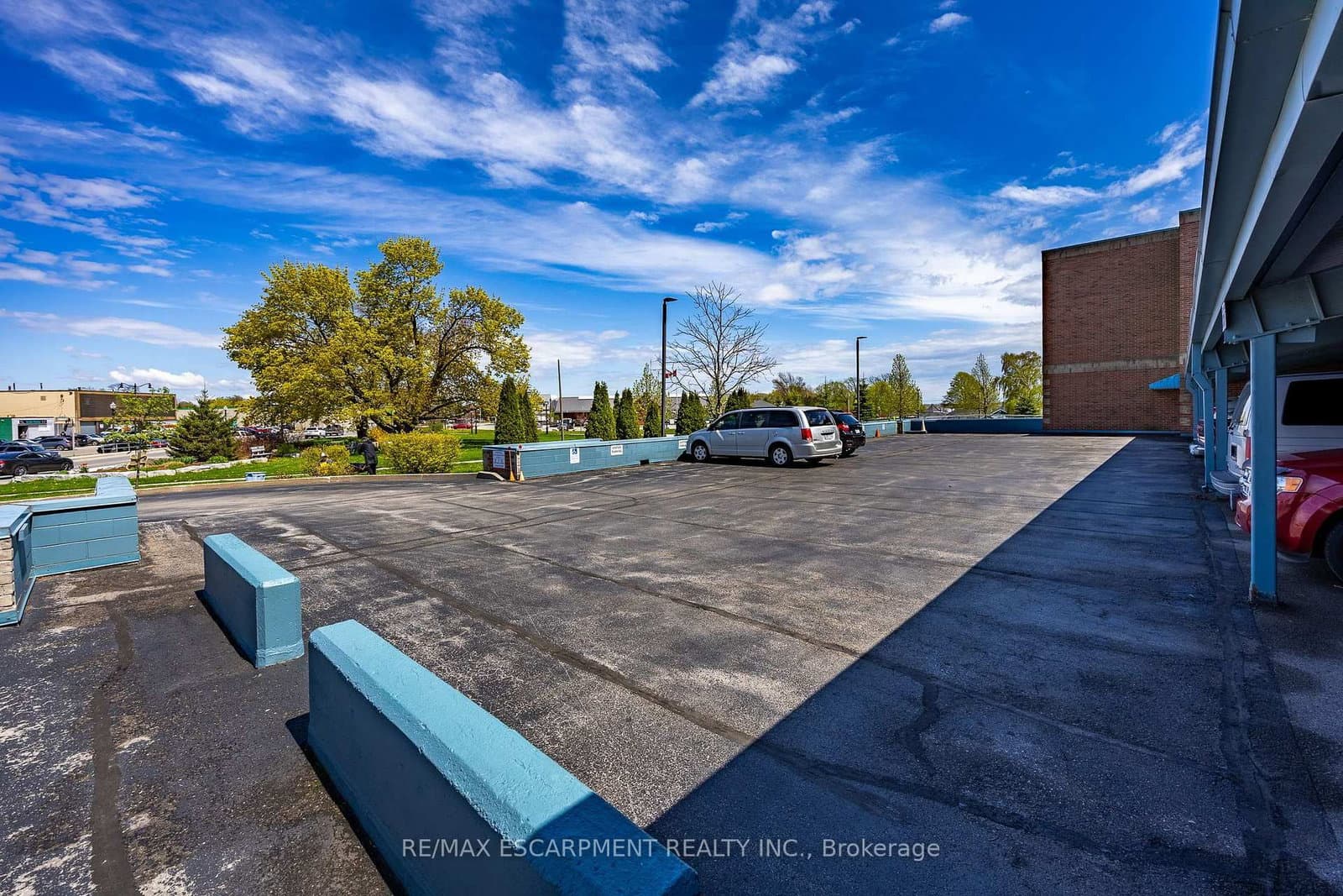 210 Main Street E, Unit 309 thumbnail 28