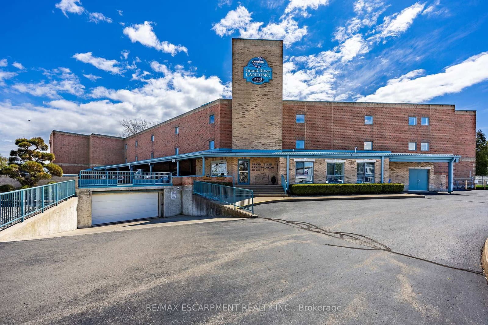 210 Main Street E, Unit 309 thumbnail 29
