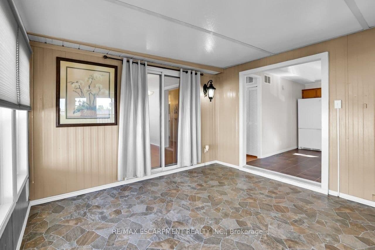 3033 Townline Road, Unit 80 thumbnail 7