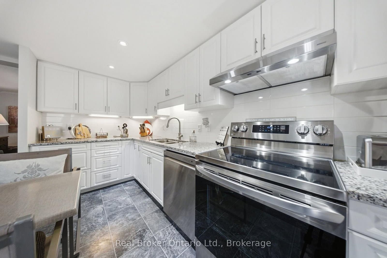 3033 TOWNLINE Road, Unit 222 thumbnail 9