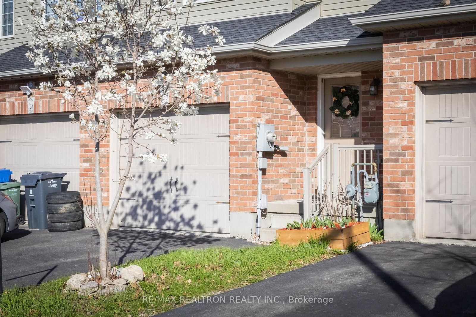 130 Simmonds Drive thumbnail 3