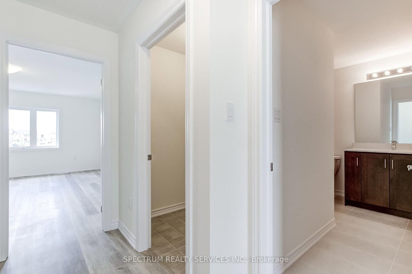 27 Strickland Avenue thumbnail 38