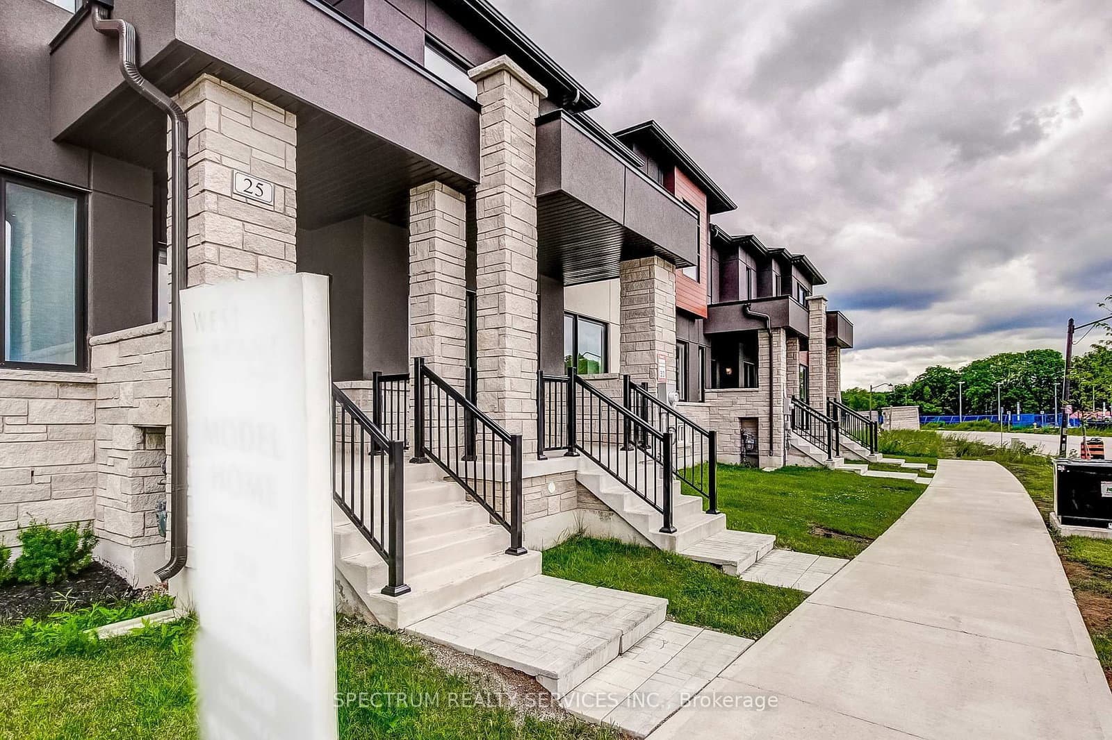 27 Strickland Avenue thumbnail 5