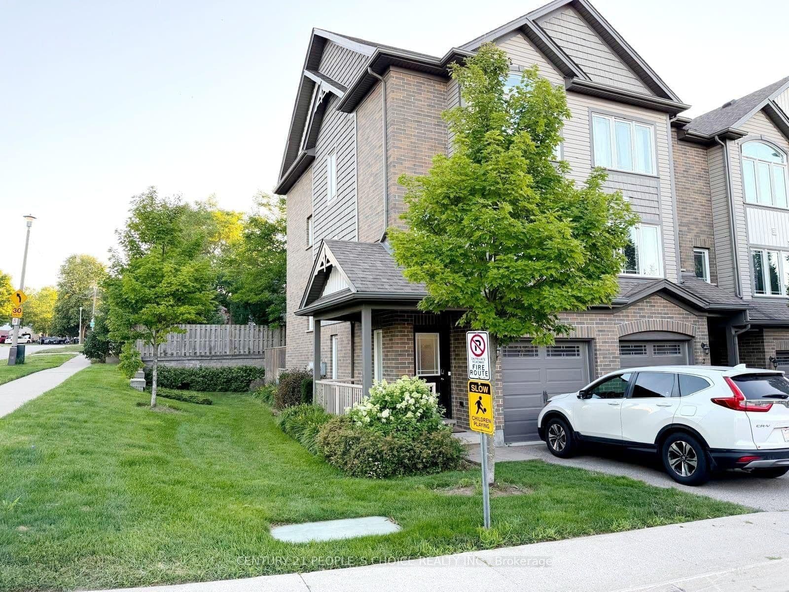 12 Poplar Drive, Unit 1 thumbnail 2