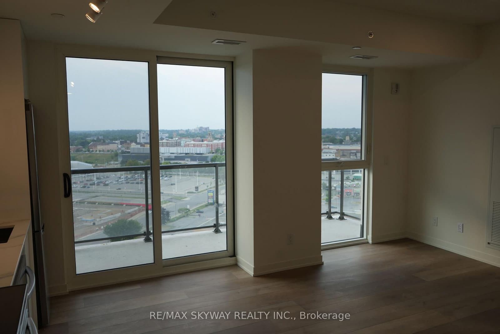 #1501 - 33 Erie Avenue