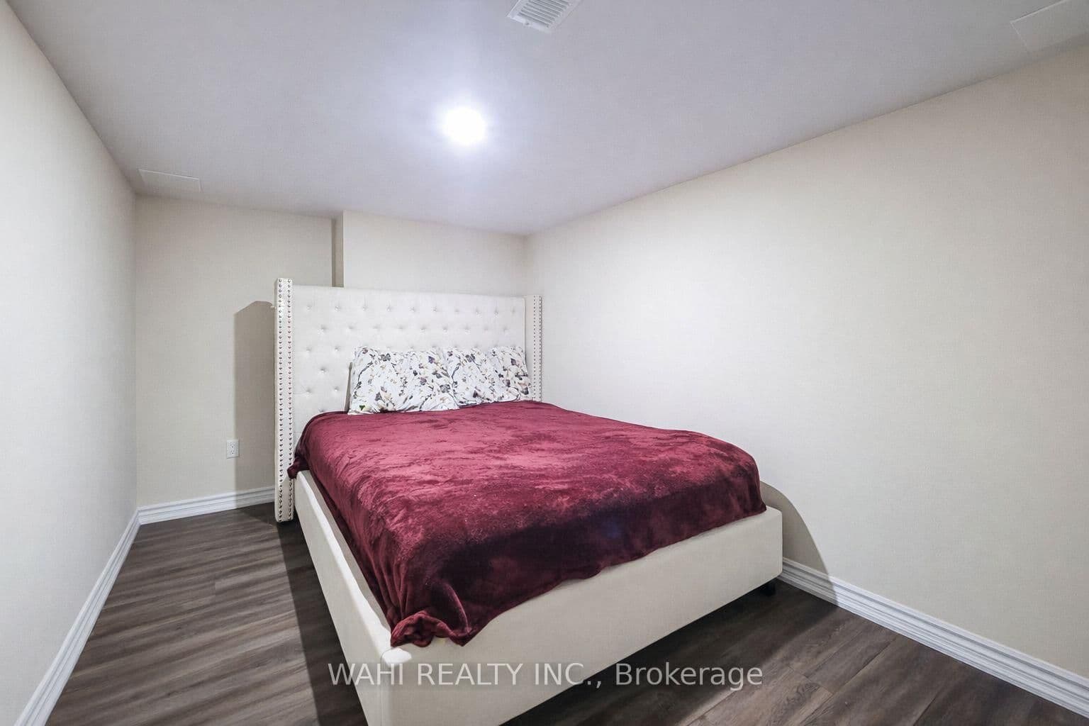 73 Lillian Way thumbnail 22