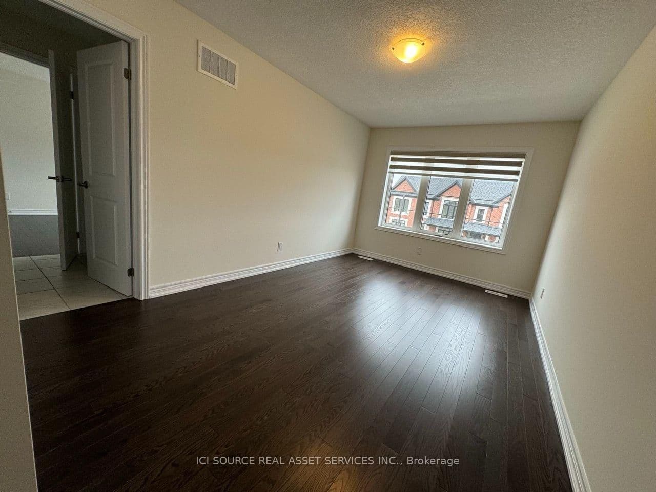 10 Guernsey Drive thumbnail 35