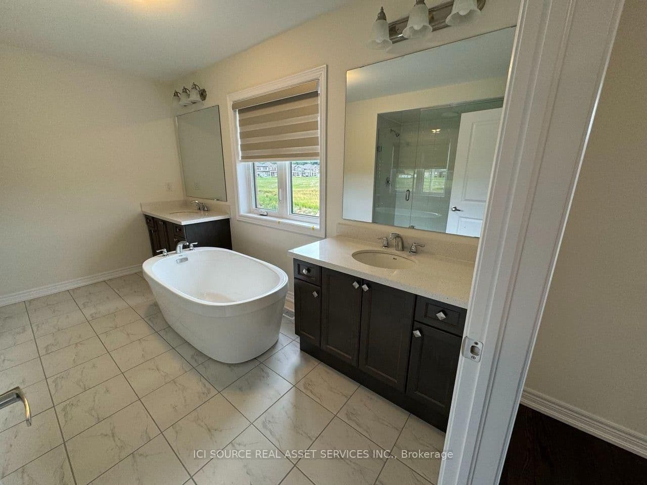 10 Guernsey Drive thumbnail 51