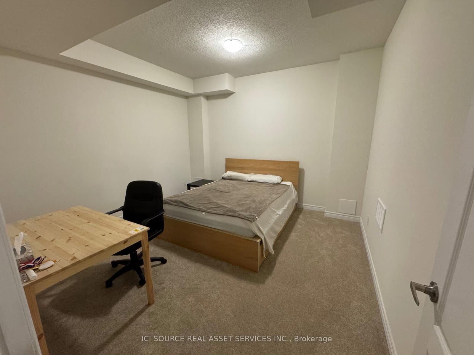 10 Guernsey Drive thumbnail 68