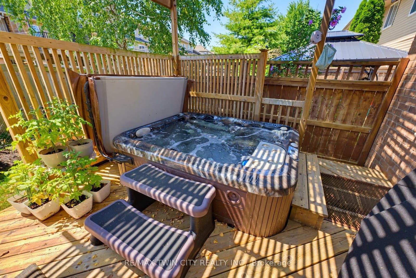 934 Zeller Crescent thumbnail 23