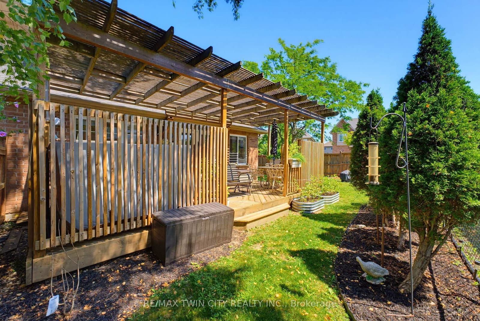 934 Zeller Crescent thumbnail 24