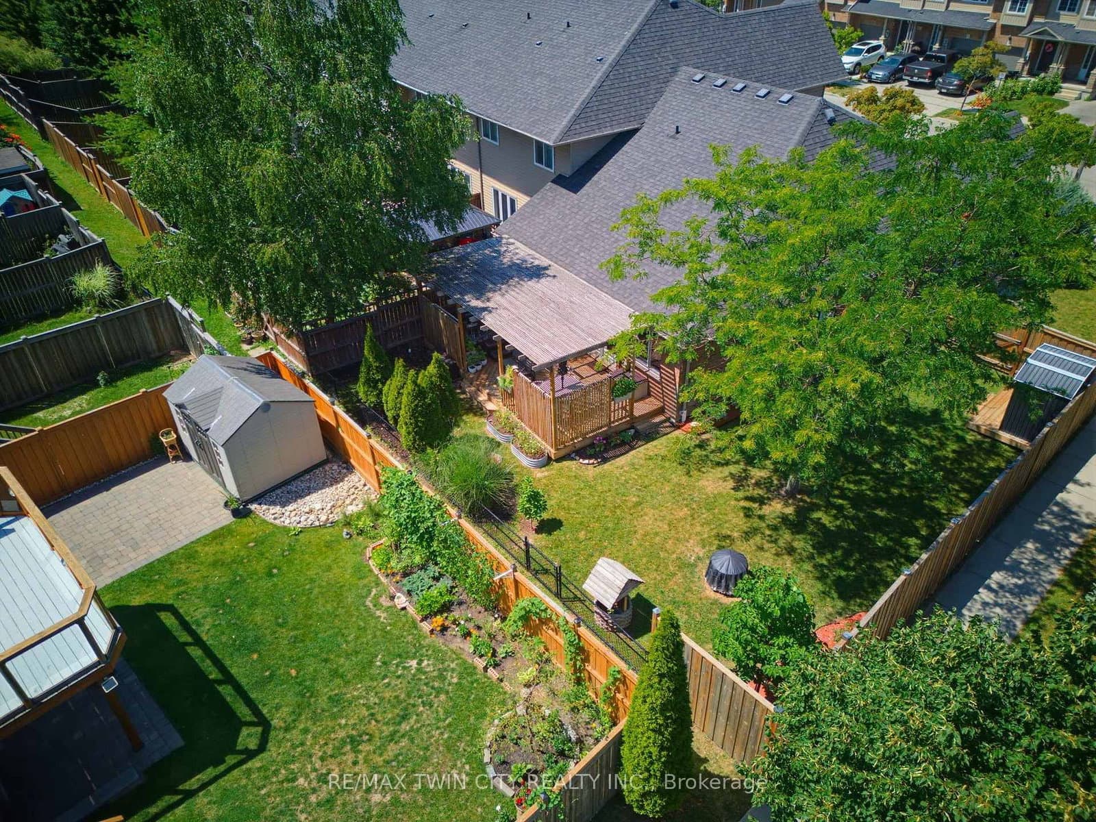 934 Zeller Crescent thumbnail 27