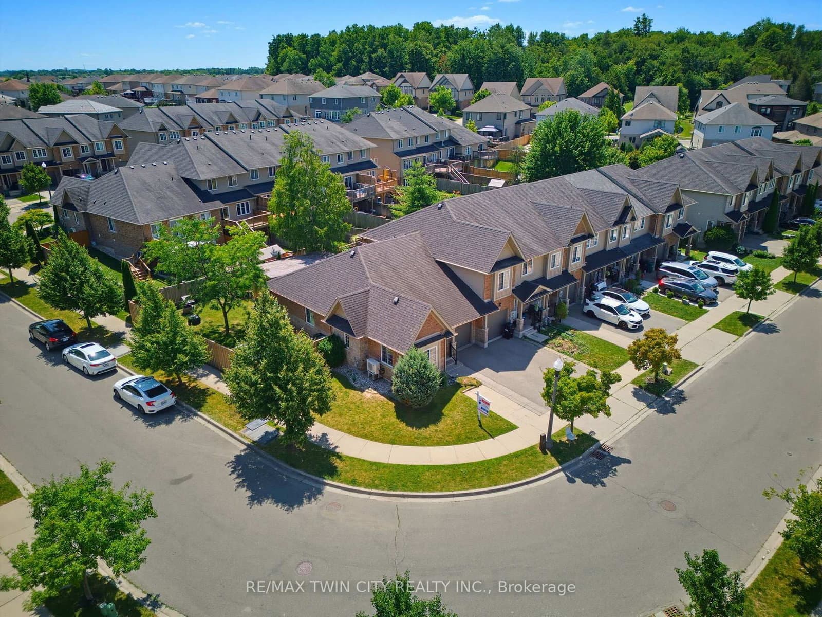 934 Zeller Crescent thumbnail 30