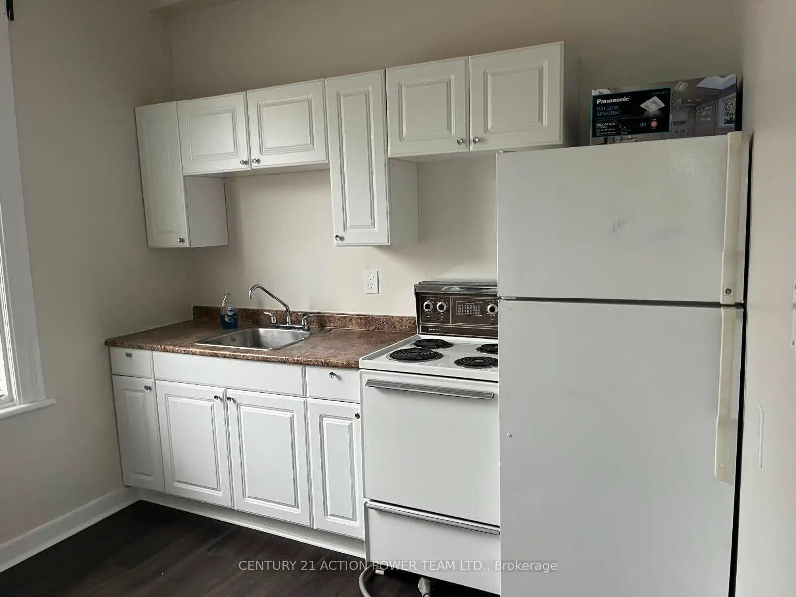 703 Cooper Street, Unit 1 thumbnail 2