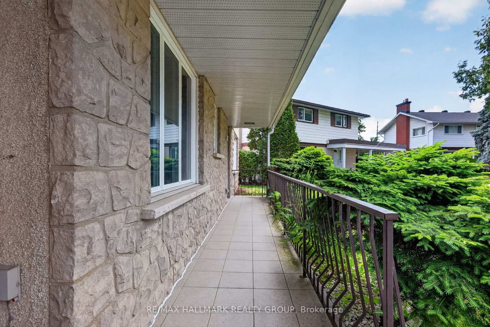 1038 Arnot Road thumbnail 2