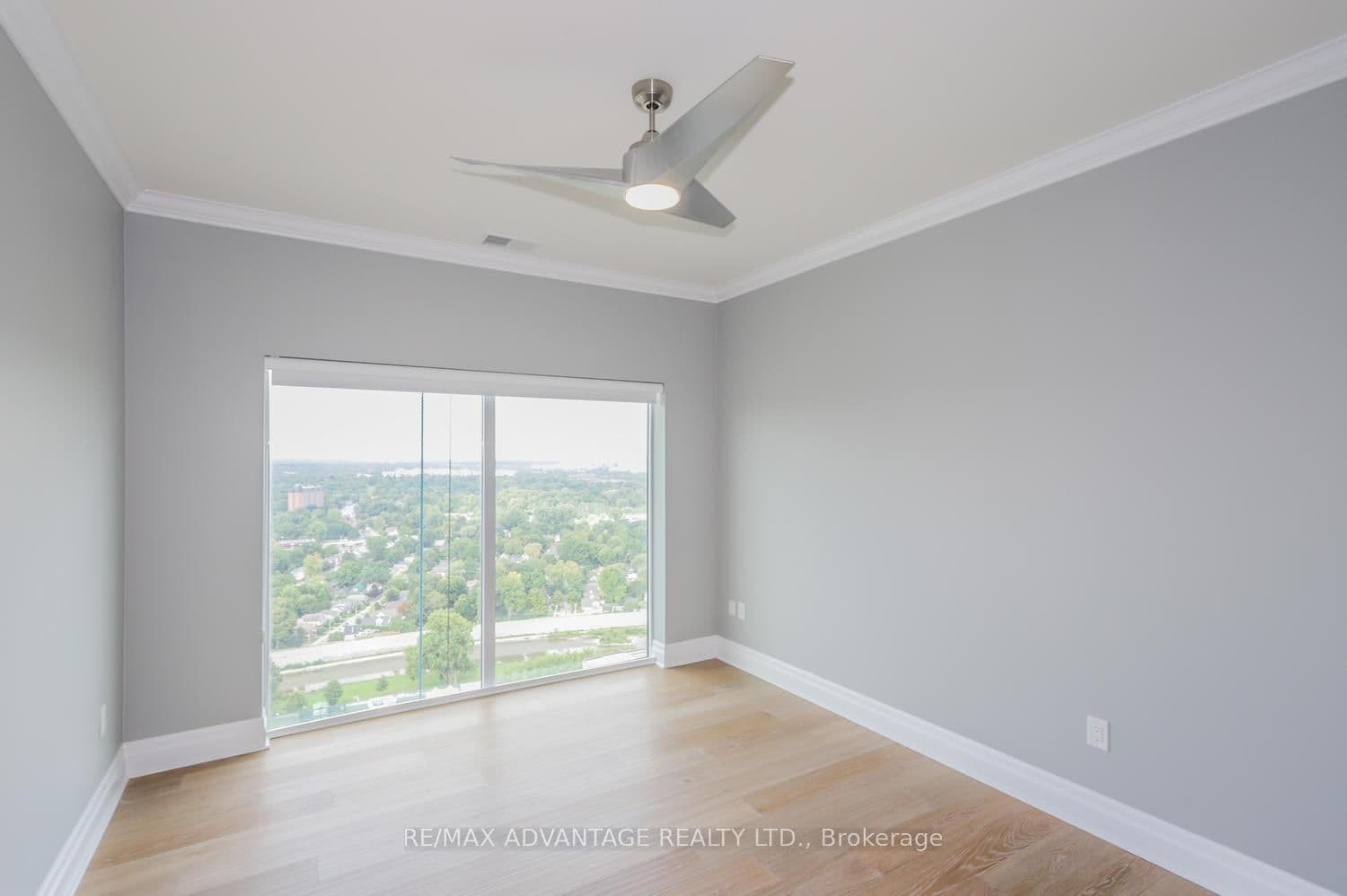 505 Talbot Street, Unit 2701 thumbnail 16