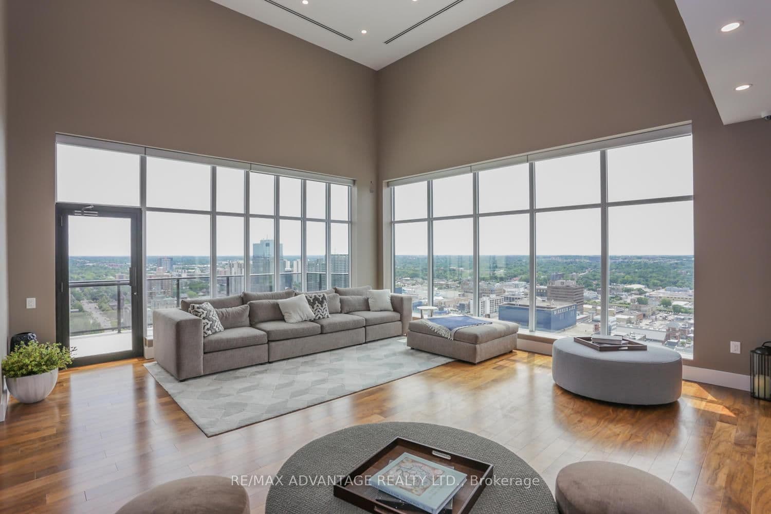505 Talbot Street, Unit 2701 thumbnail 29