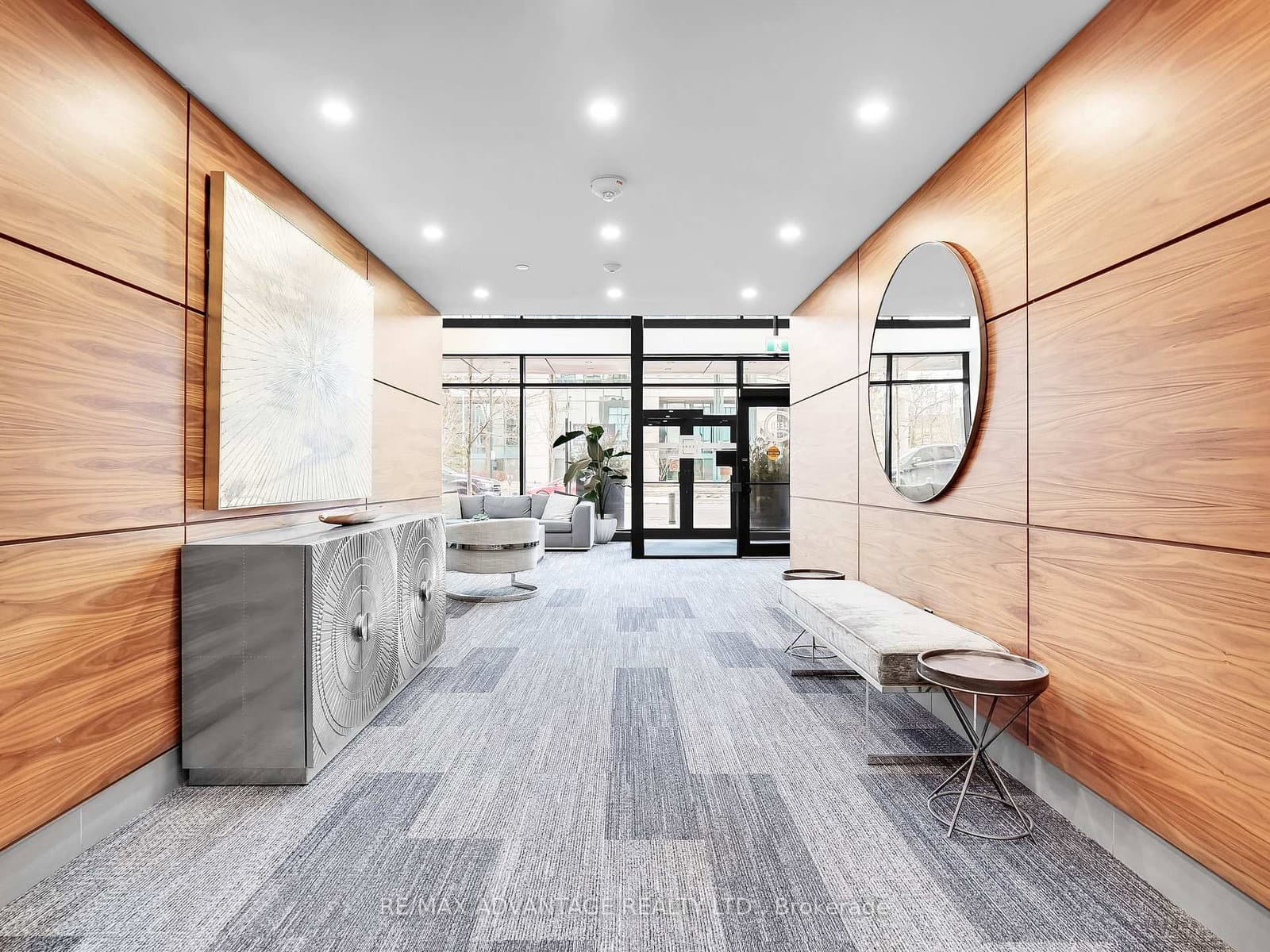505 Talbot Street, Unit 2701 thumbnail 34
