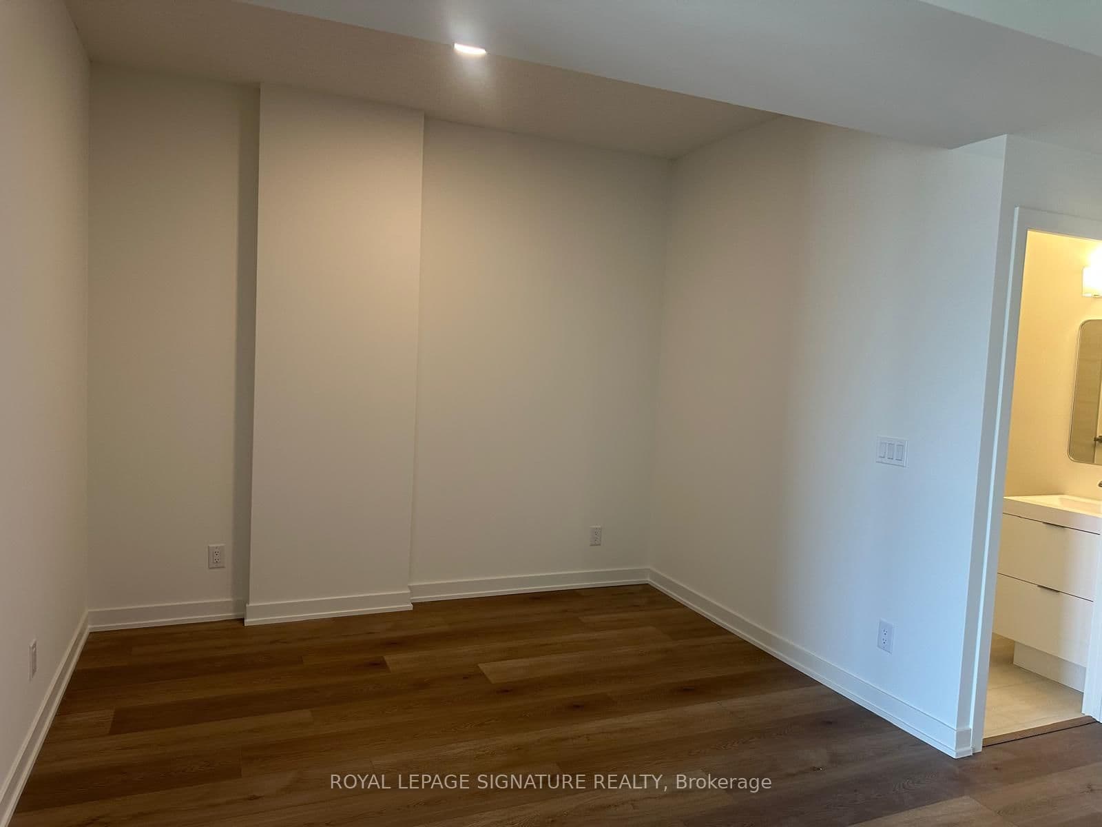 33 Erie Avenue, Unit 1304 thumbnail 7