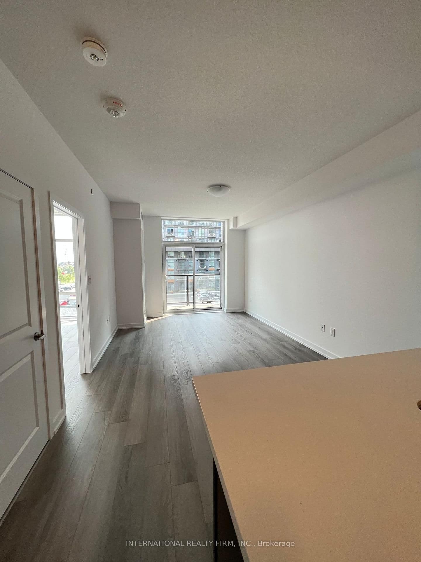 460 Dundas Street E, Unit 332 thumbnail 2