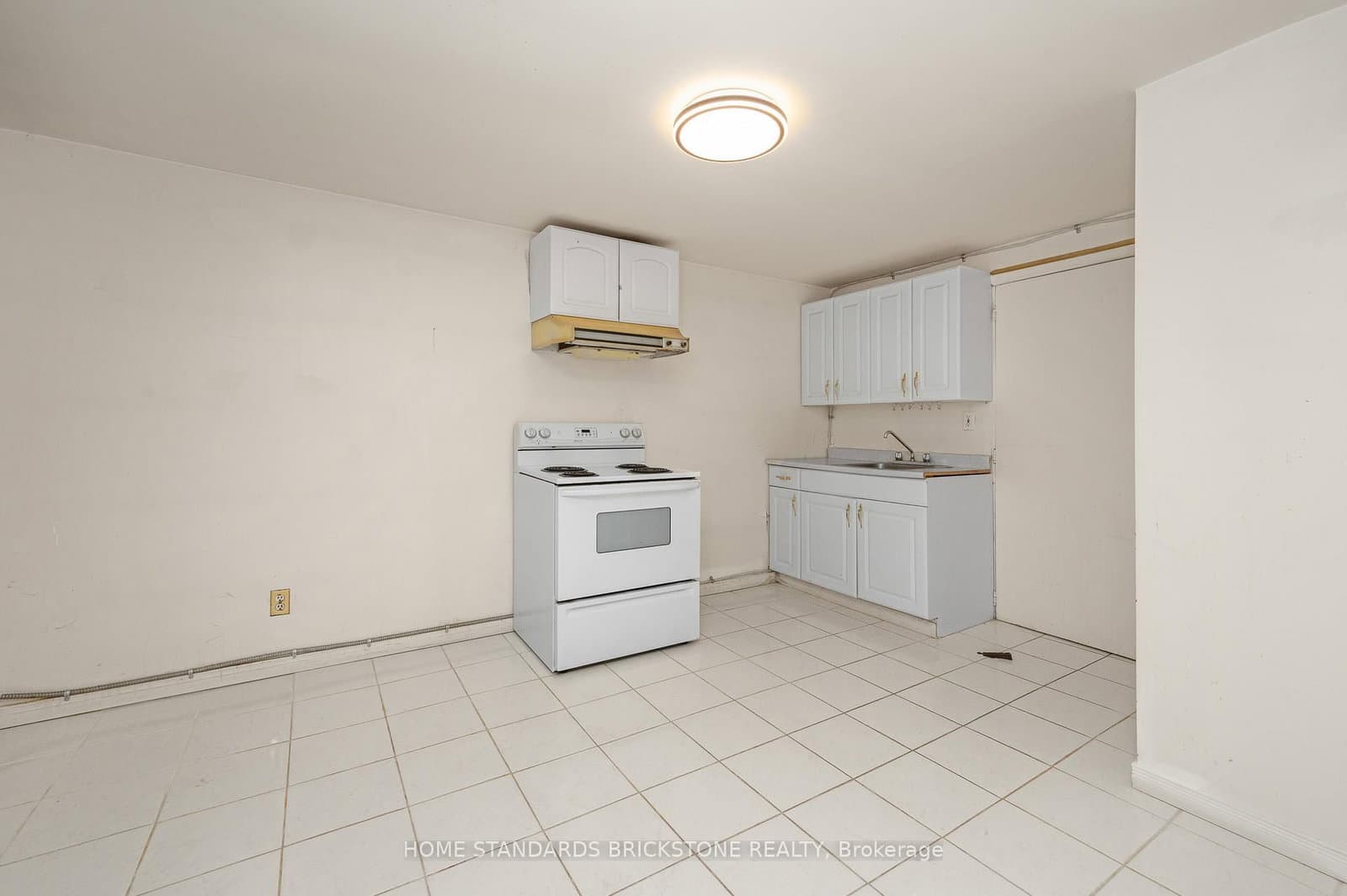 72 Mountain Avenue N thumbnail 34