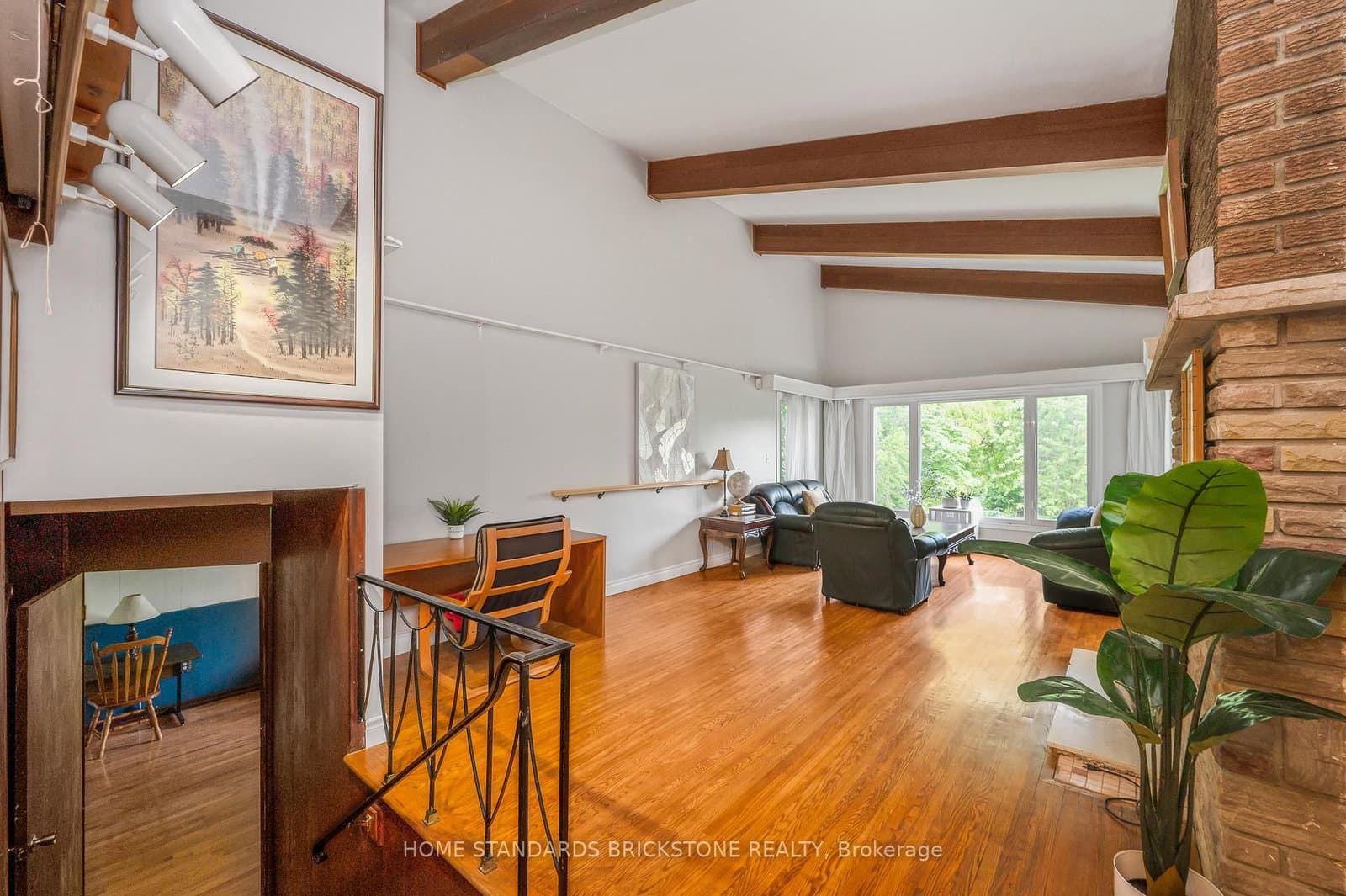 72 Mountain Avenue N thumbnail 7