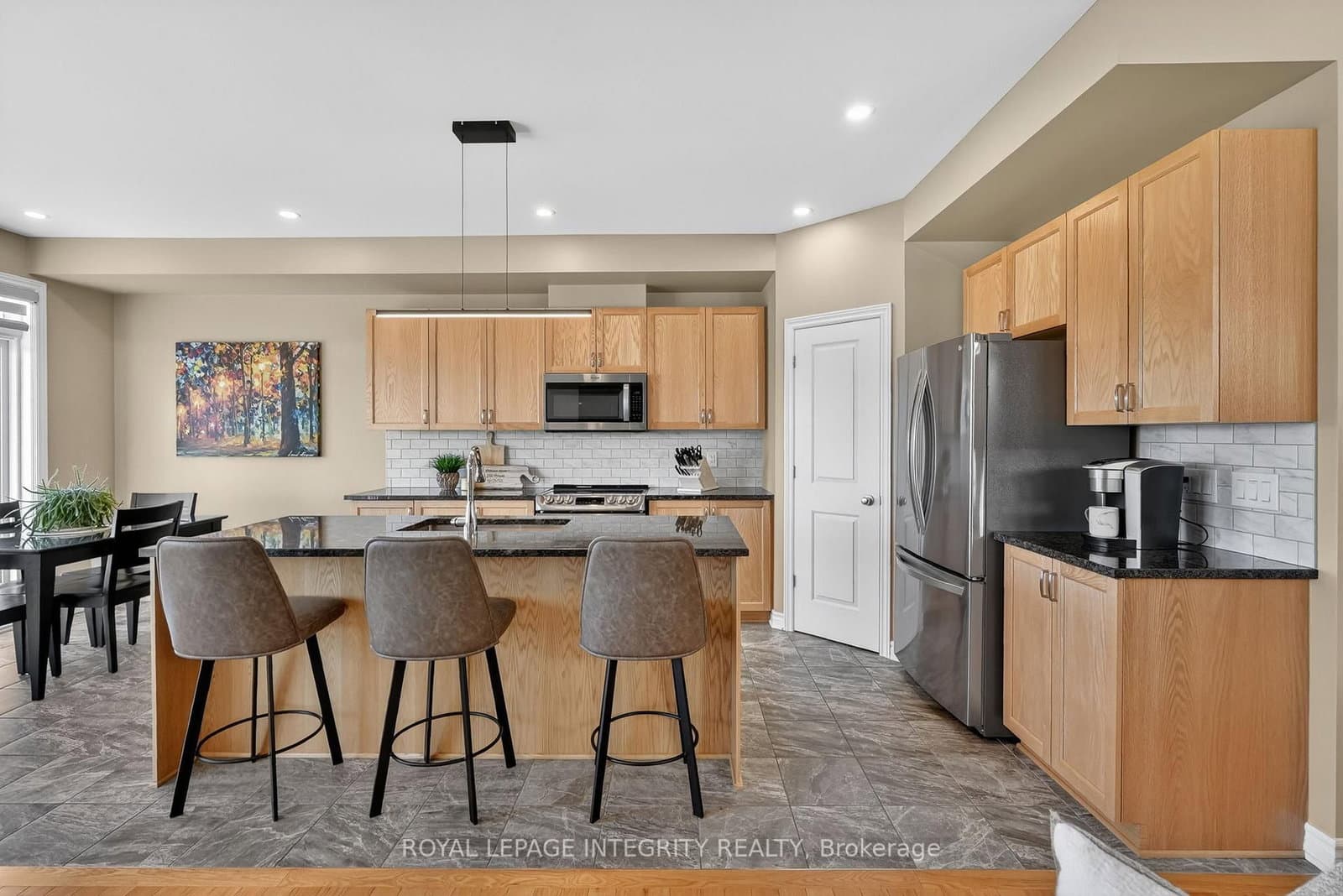 724 Parade Drive thumbnail 12