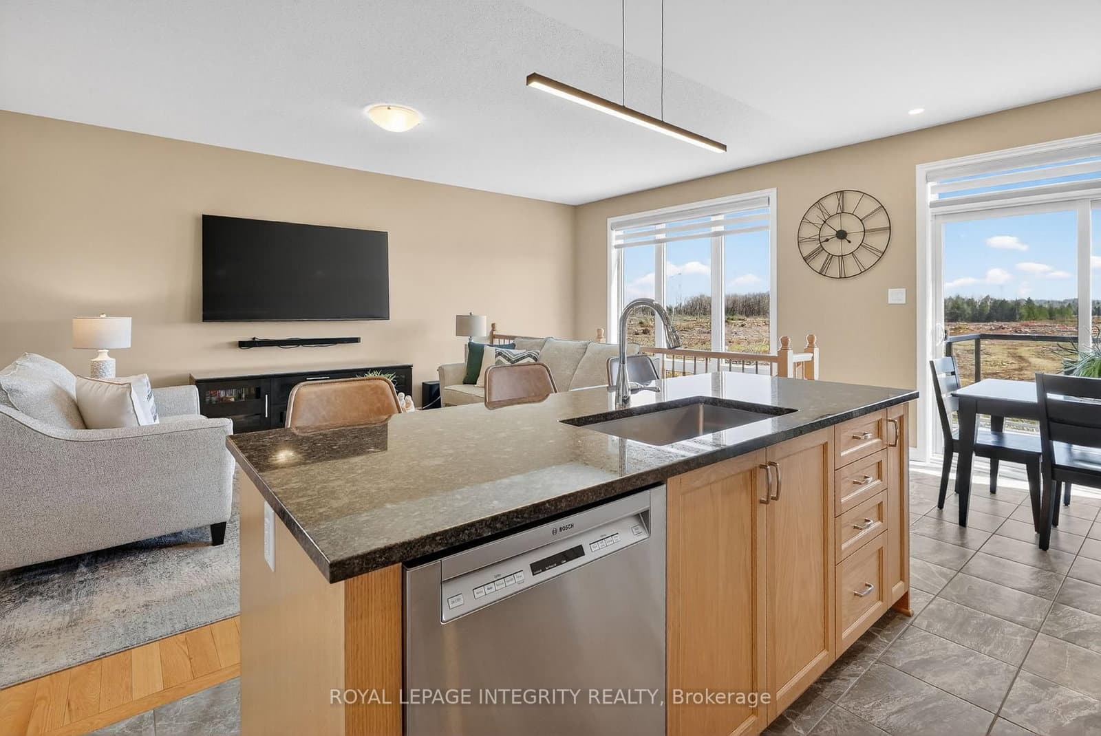 724 Parade Drive thumbnail 21