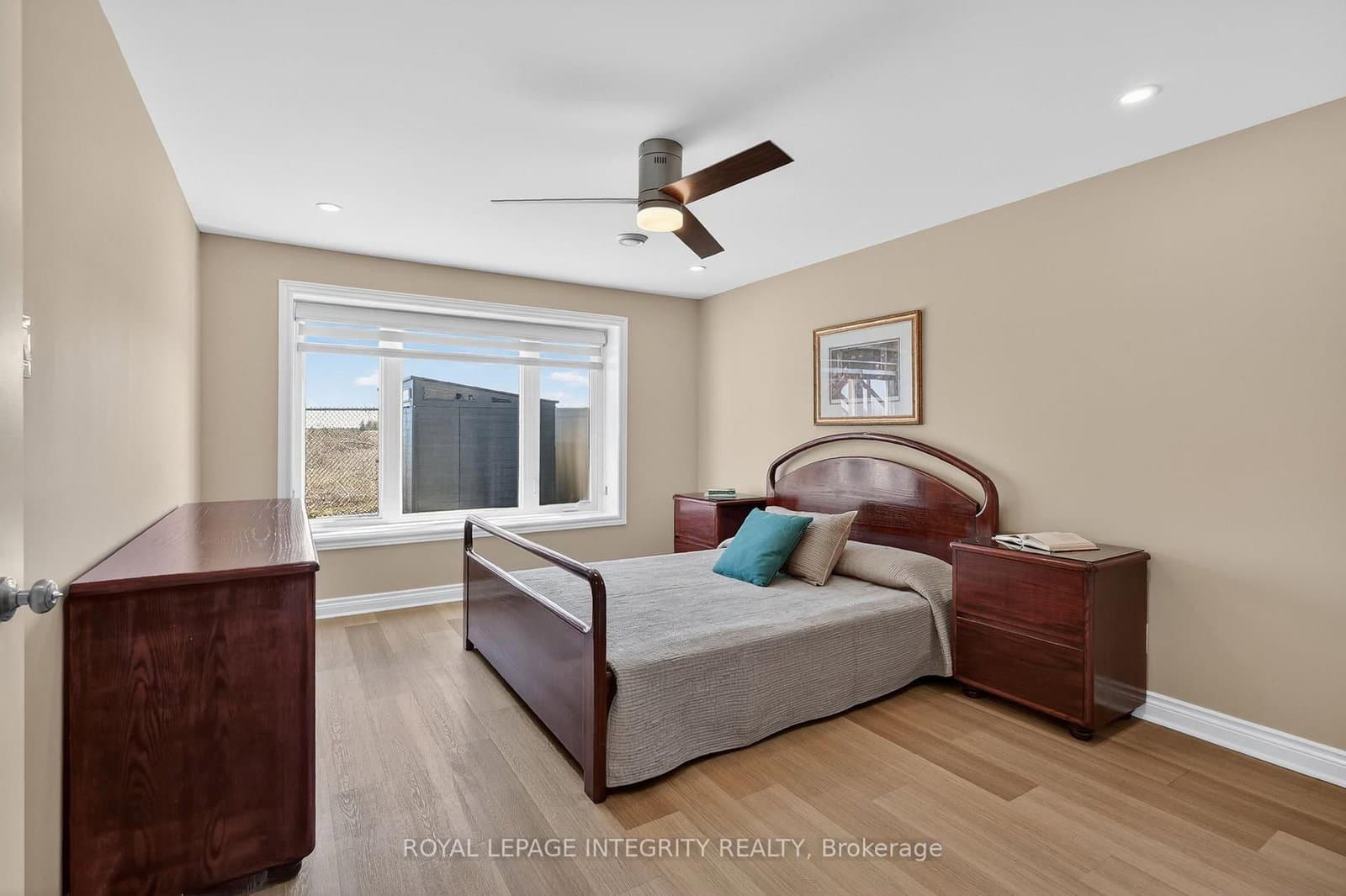 724 Parade Drive thumbnail 34
