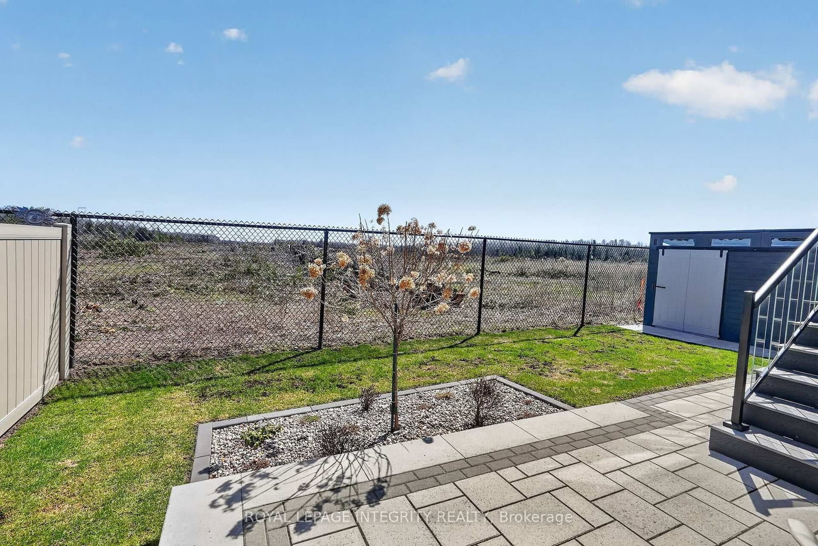 724 Parade Drive thumbnail 43