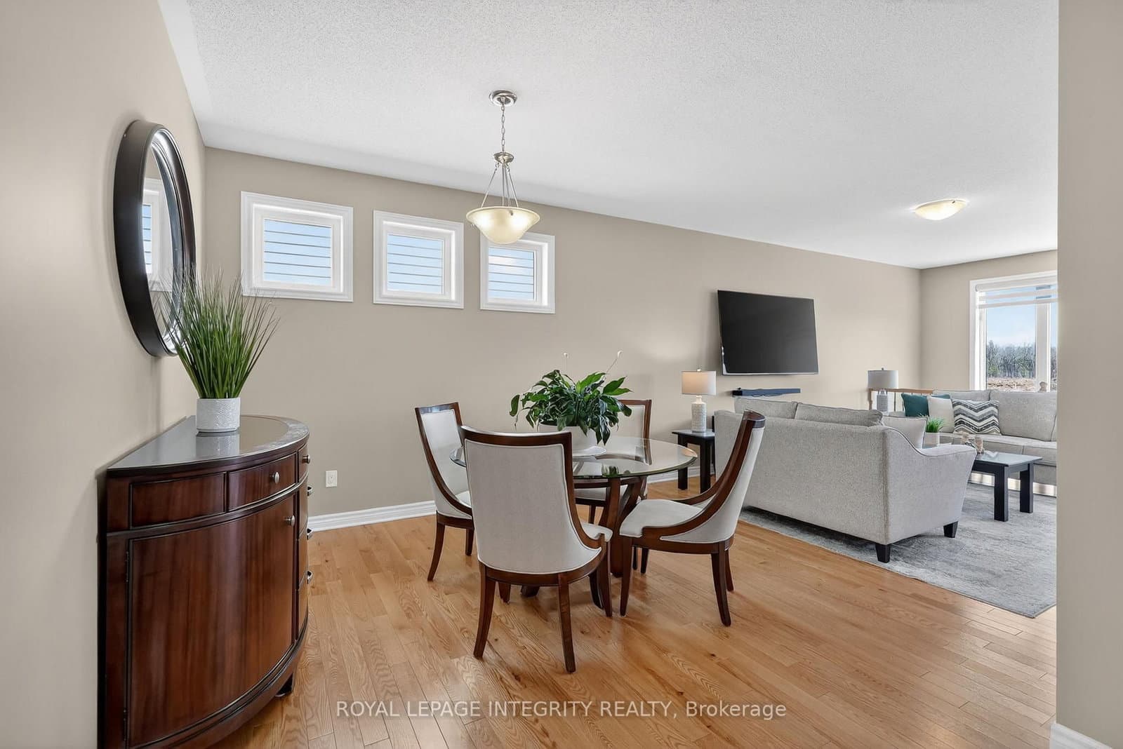 724 Parade Drive thumbnail 7