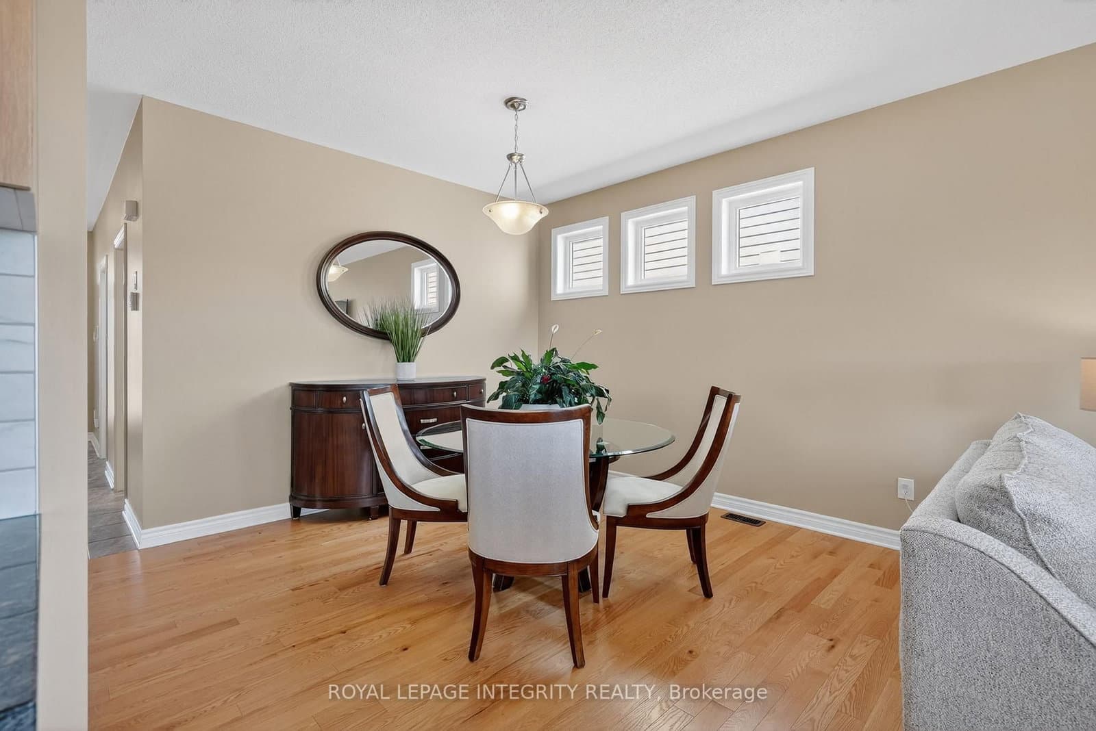 724 Parade Drive thumbnail 8